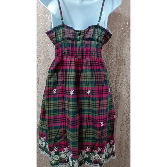 Green & pink plaid knee length pull on dress - Picture 13 of 16